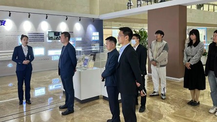 上海临港联合发展有限公司副总经理刘震一行到访中汽中心设计院