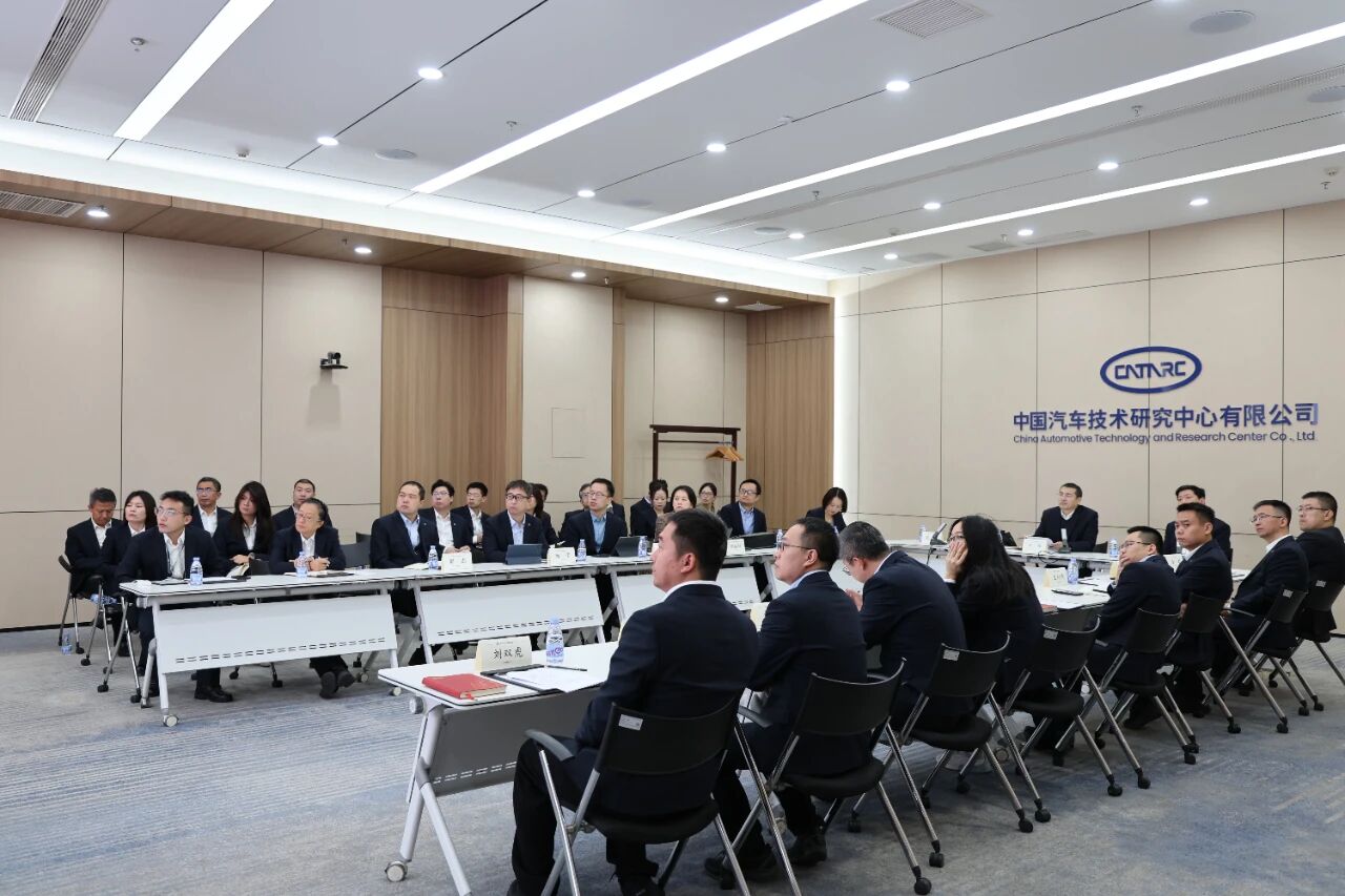 2034beb6ce6b0fb42e72b8090a53c9d9.jpg 011797f3c9f442a5f327551ad2651a8d.jpg